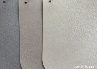 Film de PVC de relief par éraflure argentée pour la stratification décorative intérieure de panneau