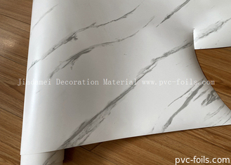 Film décoratif en PVC en marbre blanc pour l'emballage par presse à membrane
