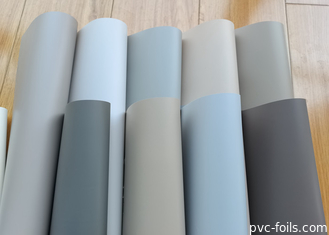 Films de décoration en PVC à surface matte durable pour le remodelage des meubles