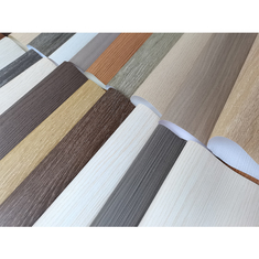 Film de membrane en PVC à grains de bois classique pour portes d'armoires