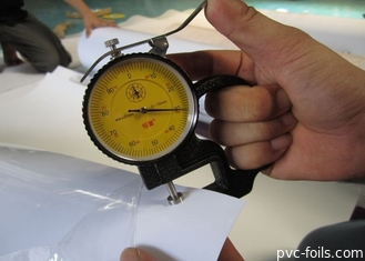 Microns blanc solide de film de membrane de PVC de travail du bois 300