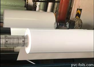 Aluminium à haute brillance de membrane de PVC pour le blanc solide de porte de Cabinet