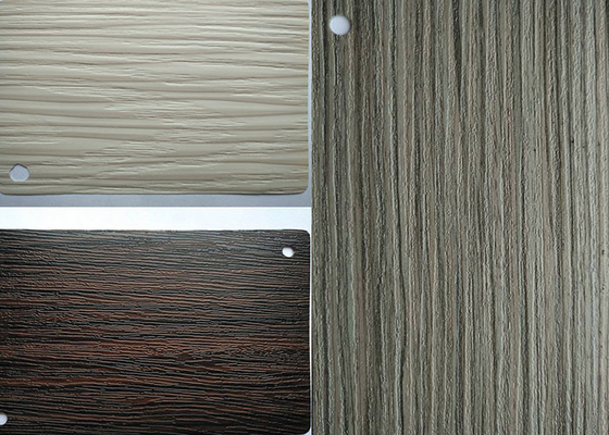 La texture en bois a gravé l'enveloppe en refief décorative de vinyle de porte de meubles de film de membrane de PVC