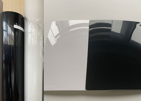 Aluminium à haute brillance de membrane de PVC pour le noir blanc laiteux de portes de Cabinet