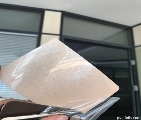 film à haute brillance de PVC de 1400mm pour éraflure de décoration de porte de meubles l'anti