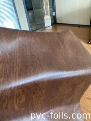 Aluminium décoratif de PVC de couleur foncée de chêne de 0.1MM pour la décoration extérieure intérieure