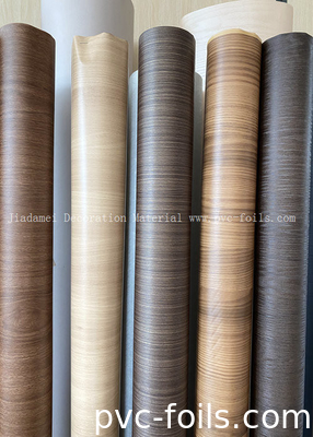 Rouleau de film en PVC à motifs en bois pour la décoration de panneaux de meubles intérieurs