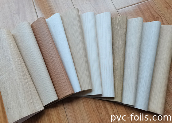 Film en PVC à grains de bois supermat pour la décoration des armoires et des meubles