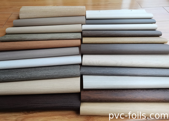 Film d'emballage en PVC à grains de bois de cerisier pour la conception de meubles sur mesure