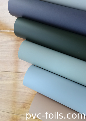 Film décoratif en PVC mat pour les meubles, résistant à l'eau et durable