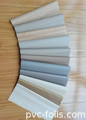 Film intérieur en PVC à grains de bois mate pour la décoration de la surface des meubles