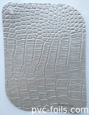 Film décoratif en PVC autoadhésif à texture de cuir pour le revêtement des meubles