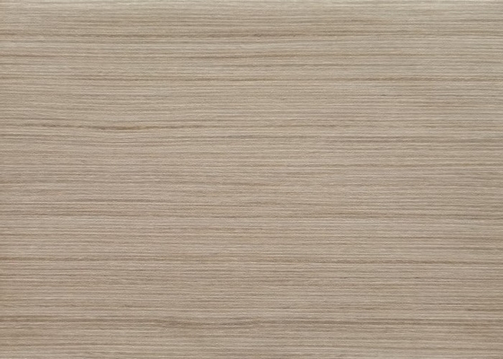 Le film décoratif de PVC d'effet en bois pour le panneau de forces de défense principale a gravé en refief